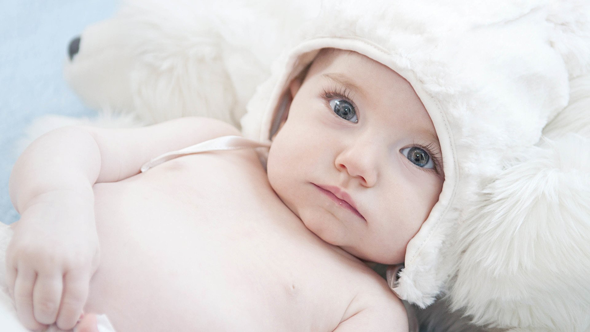 爱心捐卵机构捐卵女孩面对宝宝的耳屎该如何清理？